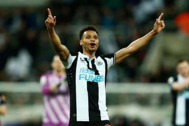Weekend Football Mega Accumulator: February 12th, 13th