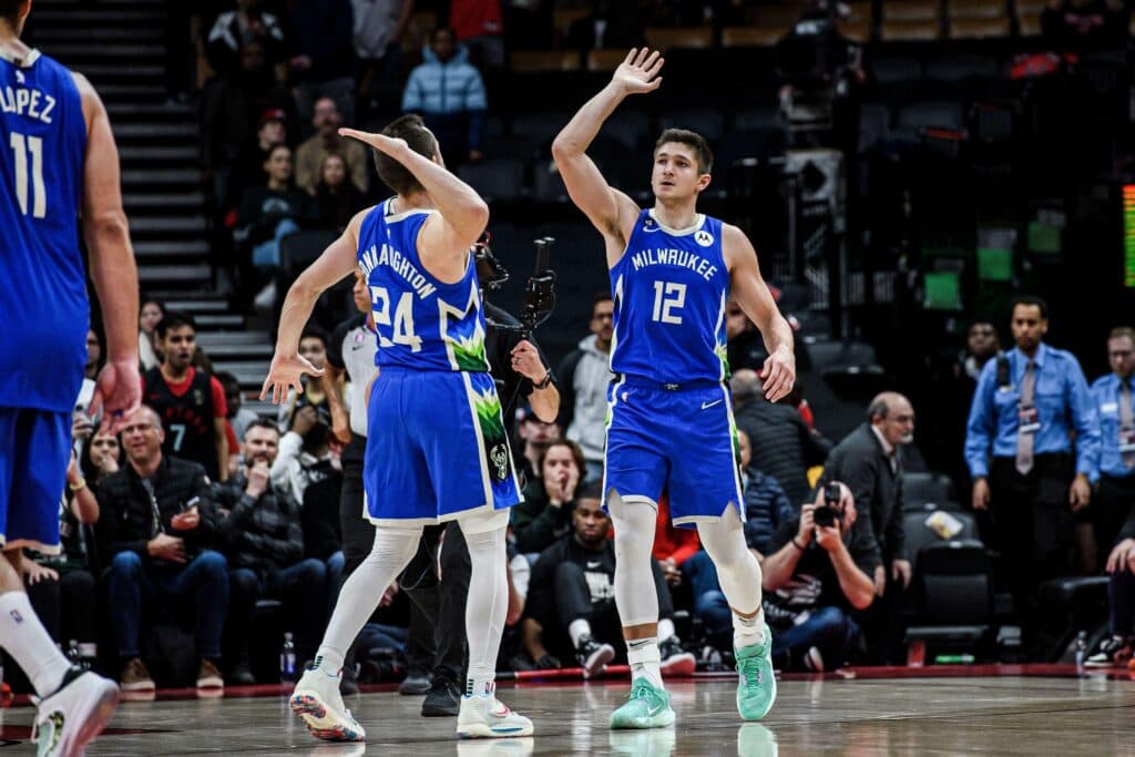 Milwaukee Bucks vs New Orleans Pelicans Bet Builder Tips: 5.00 Builder for Sunday Night