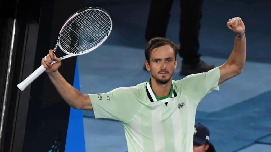 Daniil Medvedev vs Learner Tien Prediction, Stats, Form, H2H, 1/15/25