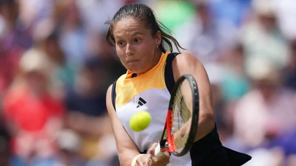 Iga Swiatek vs Daria Kasatkina Prediction, Picks, Odds, H2H, Stats - 11/7/24