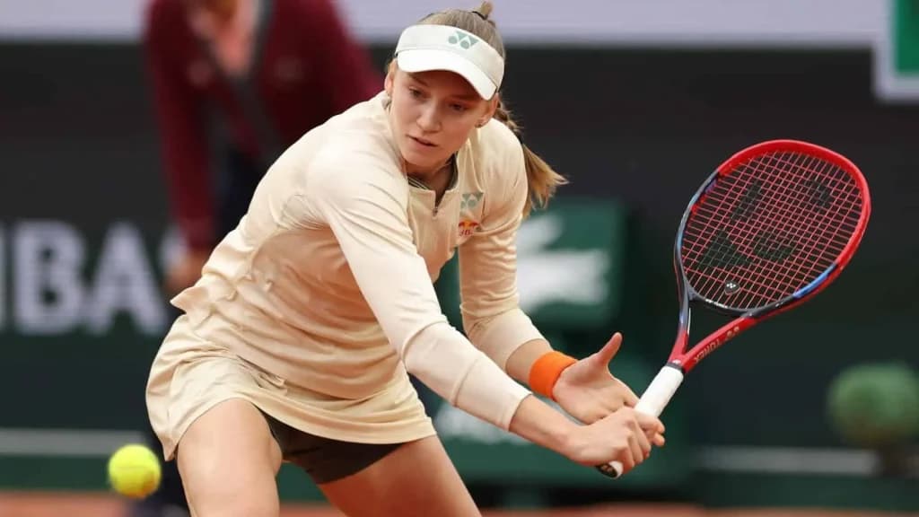Elena Rybakina vs Qinwen Zheng Prediction, Picks, Odds, H2H, Stats - 11/4/24