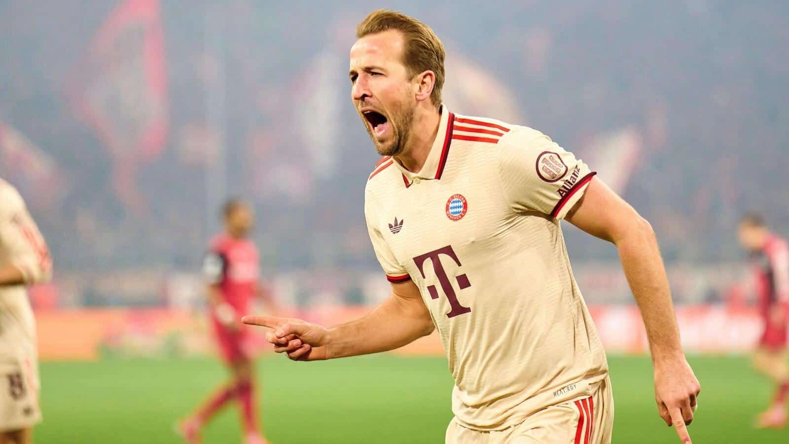 Harry Kane, FCB 9 celebrates his goal