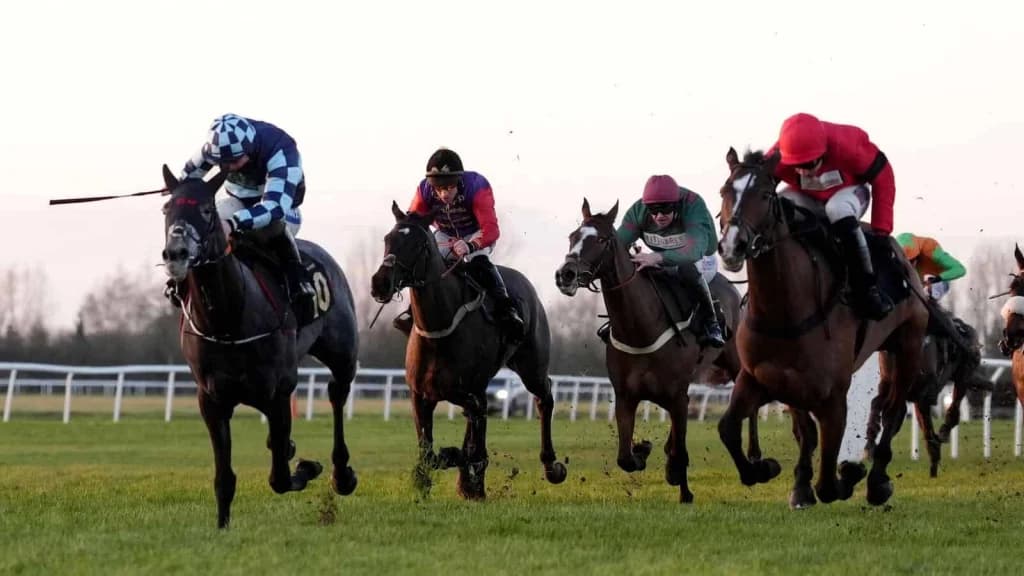 Sunday’s Horse Racing Tips: Huntingdon, March 2nd