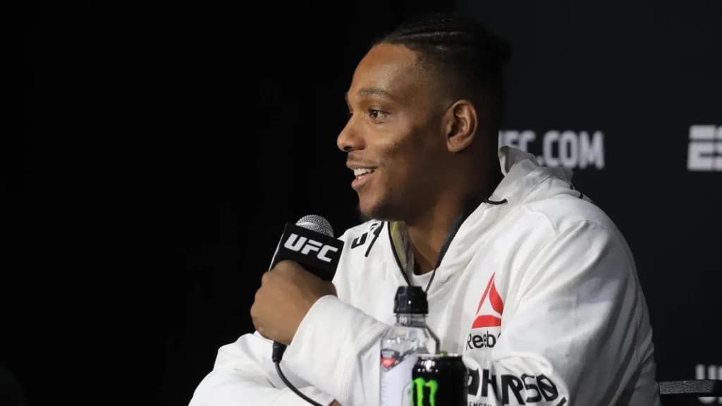 Jamahal Hill dao svoju prognozu meča Rakić vs Ankalaev: ,, Ako Rakić uđe smiren, staložen i potpuno spreman…’’