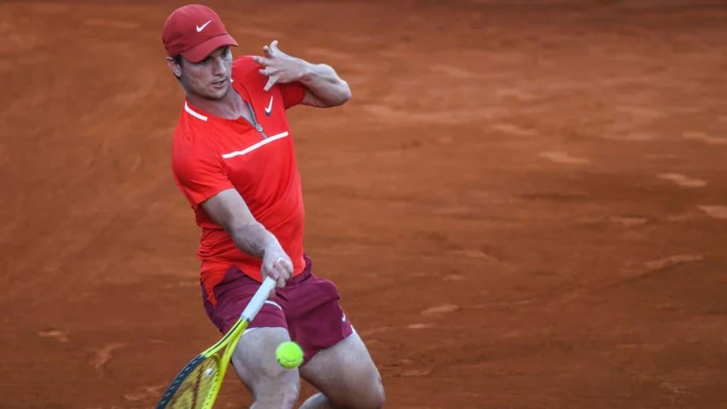 Luciano Darderi vs Miomir Kecmanovic Prediction, Stats, Form, H2H, 4/16/25
