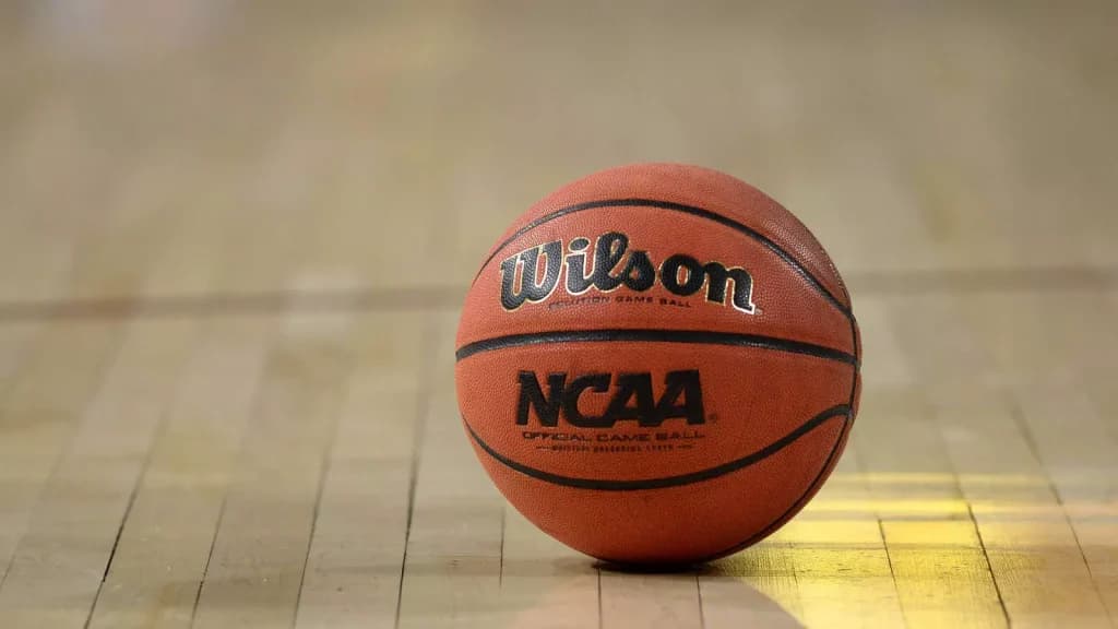 NCAA Basketball Picks for Monday, November 6: 3.72 Parlay for Monday Night College Basketball