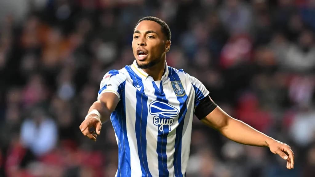 The Cards Column Tips: MD21 Player Cards, Team Bookings and Referee Data