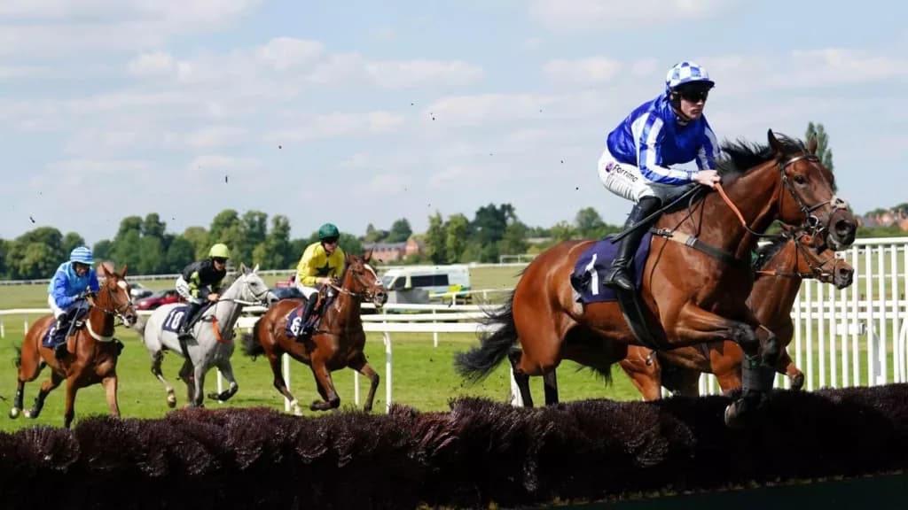 Wednesday’s Horse Racing Tips: Worcester, October 19th