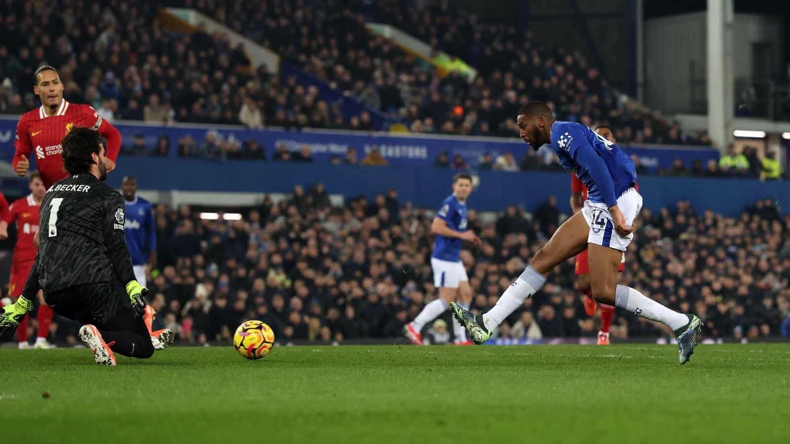 Beto of Everton scoring his sides opening goal during the Premier League match