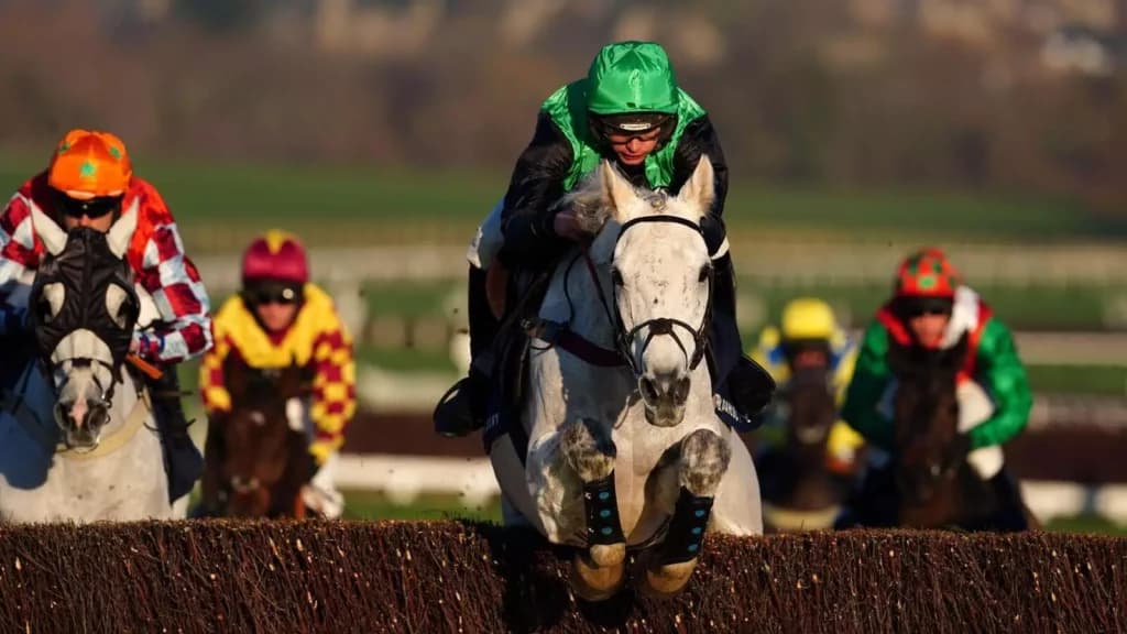 Sunday’s Horse Racing Tips: Cheltenham, January 1st