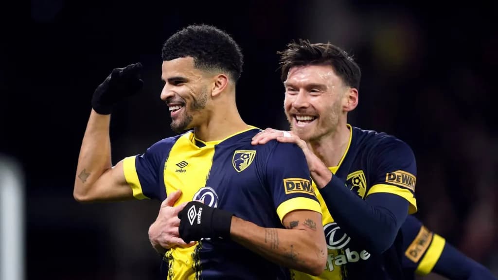 Mikael Silvestre: Vlahovic would be a great fit for Arsenal