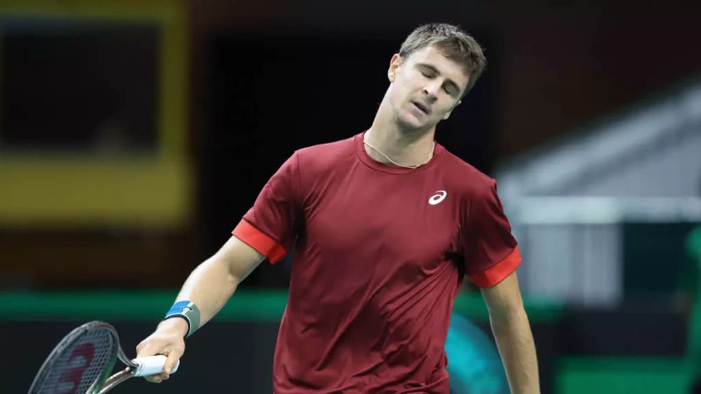 Botic van de Zandschulp vs Alexander Shevchenko Astana Open Expert Tip: Shevchenko to Keep van de Zandschulp Close