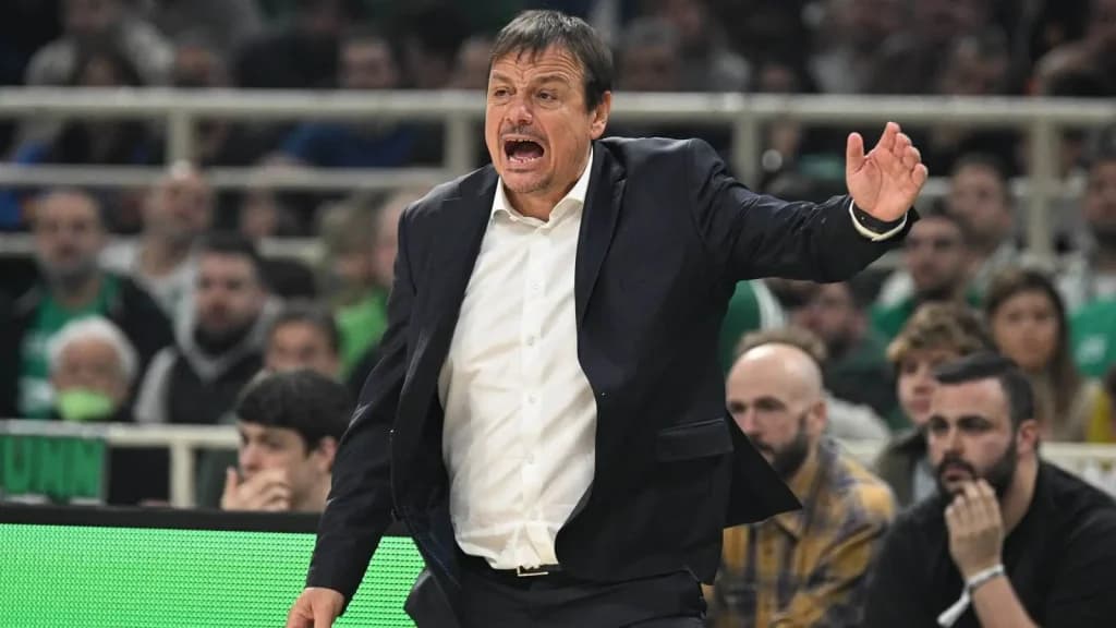 Panathinaikos Vs Fenerbahce Tip za Klađenje: Ataman U Krizi - Fener U Naletu