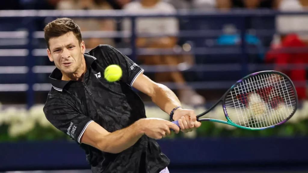 Thursday Tennis Best Bet: ATP Estoril, Hubert Hurkacz vs Bernabe Zapata Miralles
