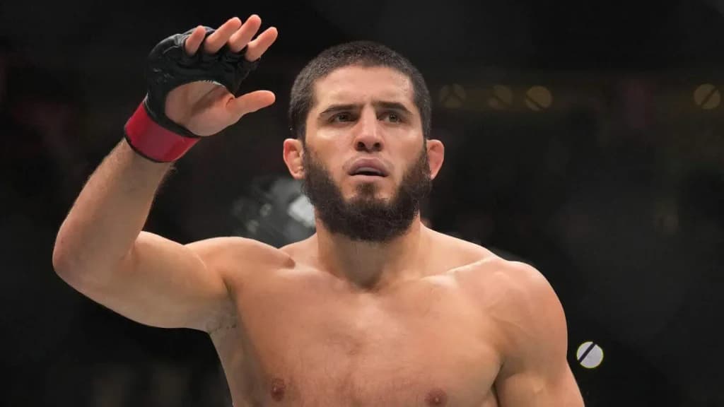 Islam Makhachev vs Dustin Poirier Tipovi i Analiza: Pogledajte koeficijente, informacije o prenosu i satnicu!