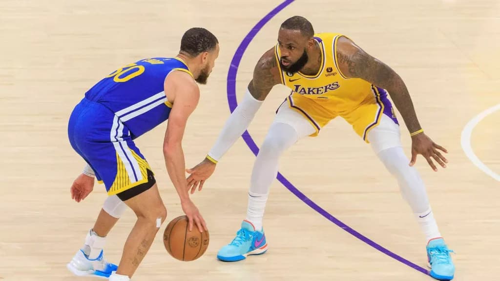 NBA Opening Night Player Props Parlay: Reaves and Curry Feature