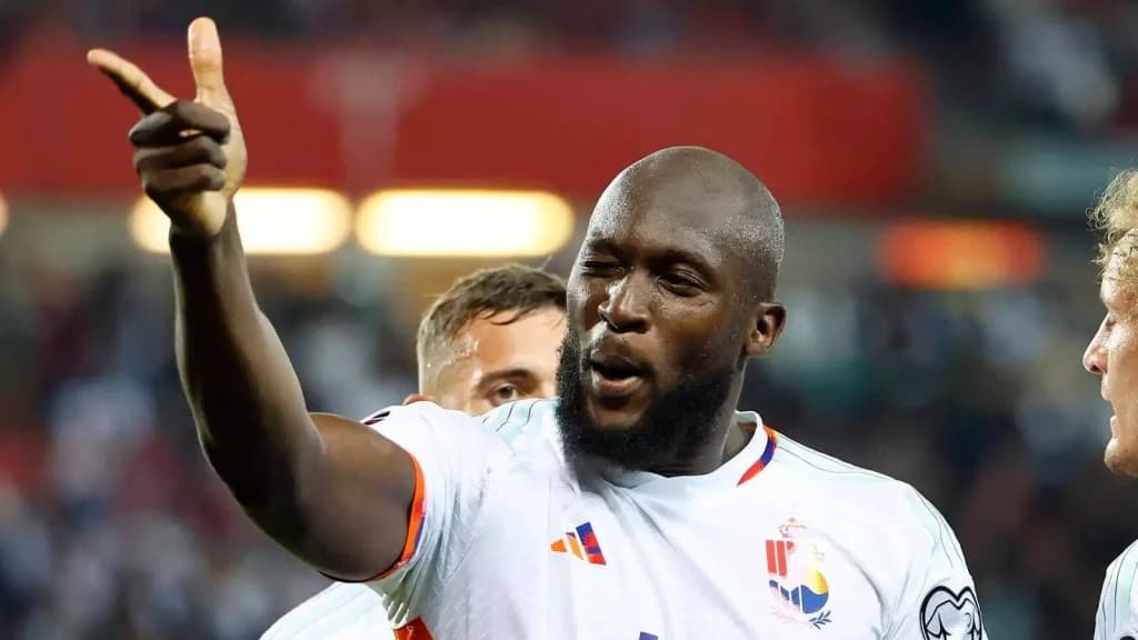 The Expert’s Acca: Fireworks, Strikes and An In Form Rom