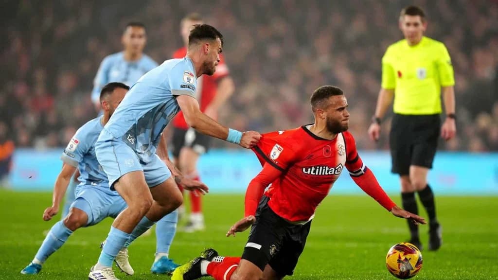 The Cards Column Tips: Who’s the home card magnet?