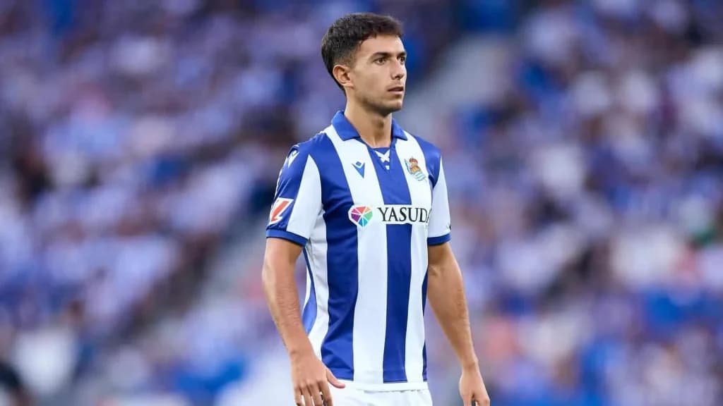 Real Madrid, Arsenal, and Liverpool Target top Midfielder