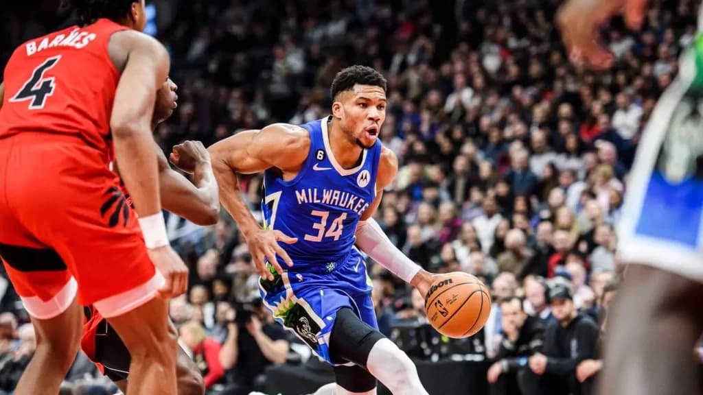 Milwaukee Bucks vs Philadelphia 76ers Preview and Expert Tip: Back Bucks in Lillard’s Debut