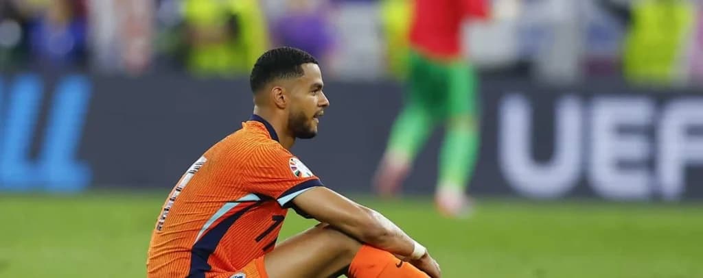 John Barnes: Gakpo will play where he’s told to play