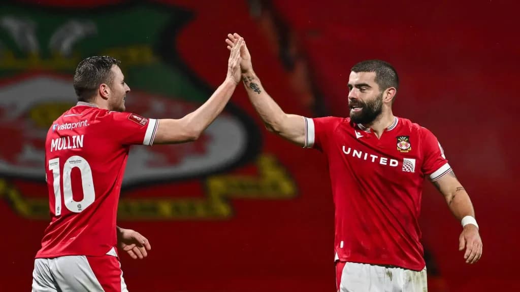 Wrexham vs Bradford Prediction: Team News and Lineups Preview