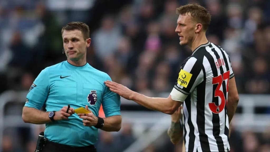 The Cards Column Tips: MD26 Player Cards, Team Bookings and Referee Data