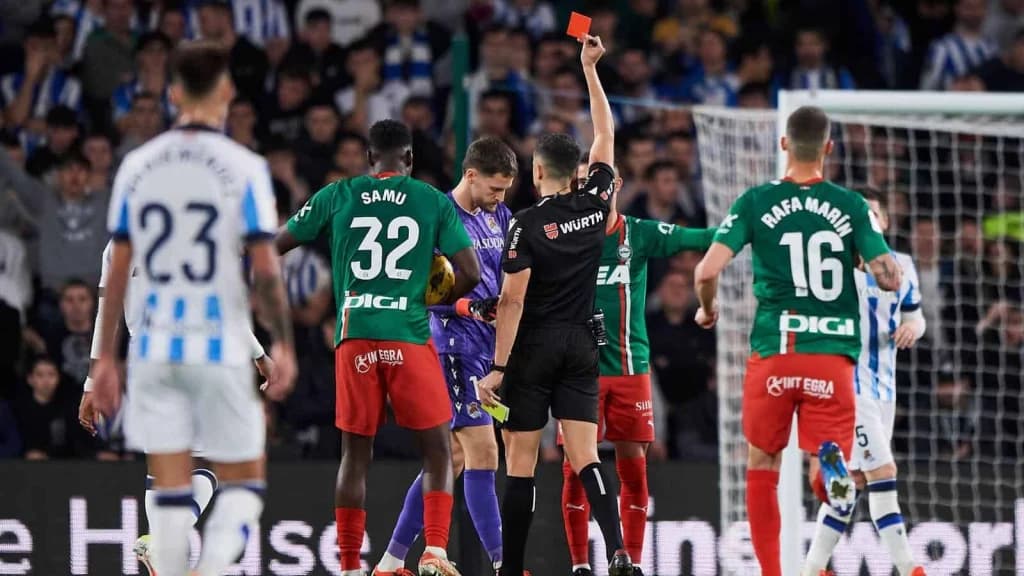 La Liga Referees Continue to Lead the Way With Cards