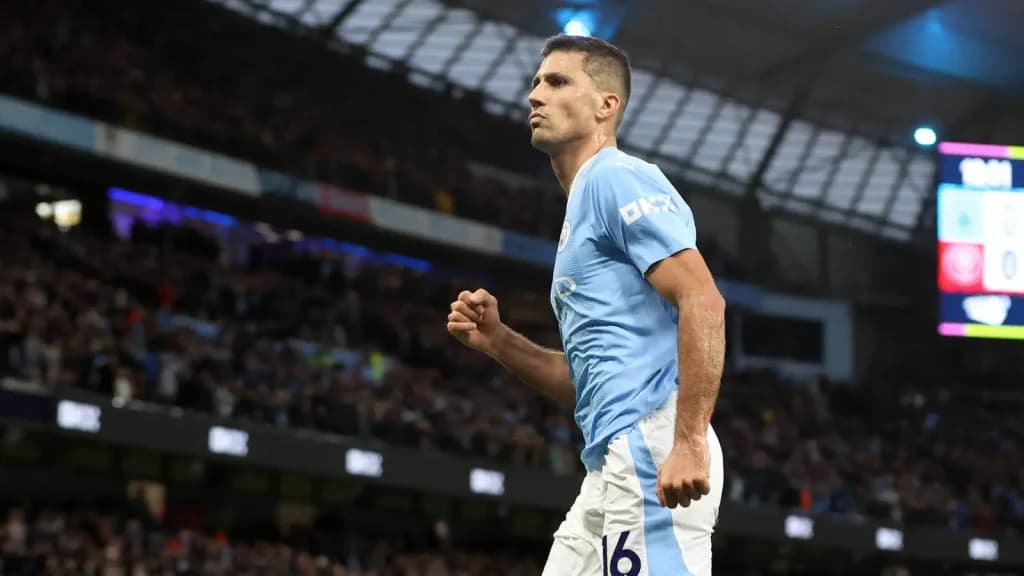 The Cards Column Tips: MD21 Player Cards, Team Bookings and Referee Data