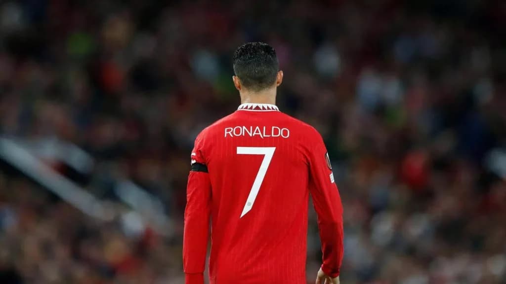 Talking Football With…. Mikael Silvestre: United Would Rather have Ronaldo than Not. He Shouldn’t Leave in January