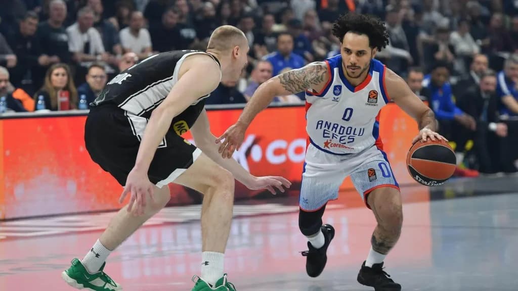 Efes vs Crvena Zvezda tip za klađenje: Da li će crveno-beli da “poguraju” Partizan?