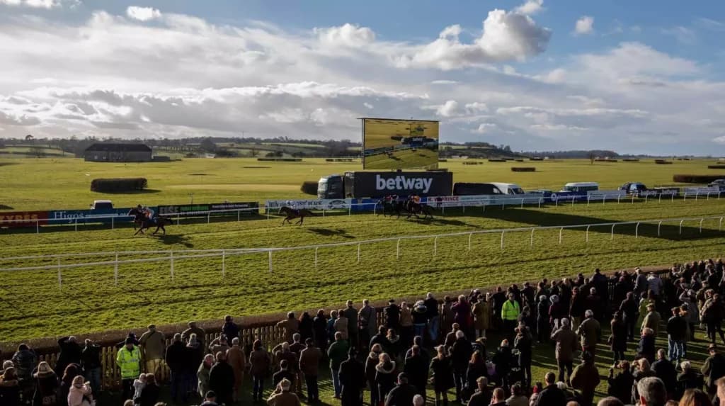 Sunday’s Horse Racing Tips: Wincanton, April 16th