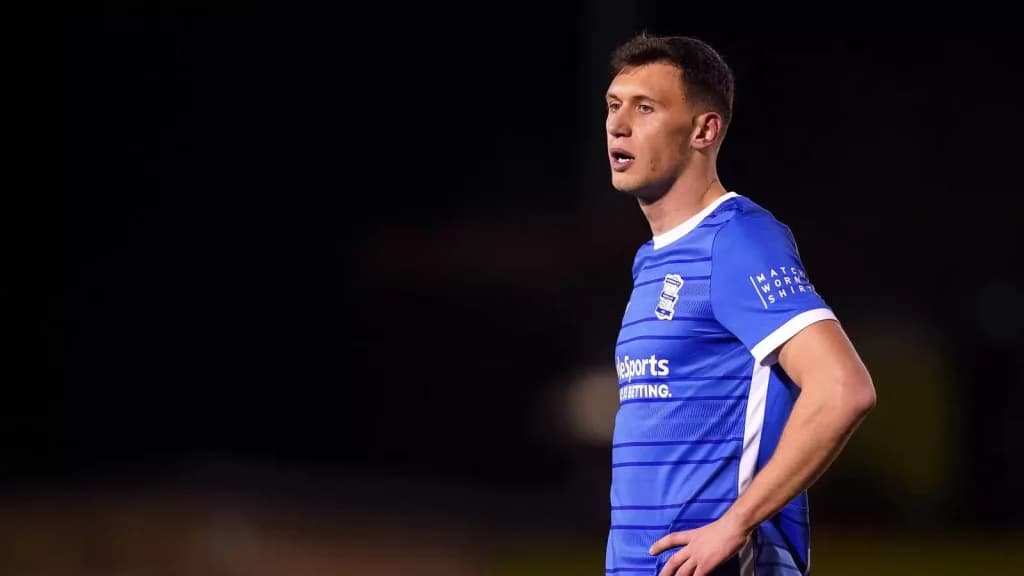 The Cards Column Tips: MD8 Player Cards, Team Bookings and Referee Data