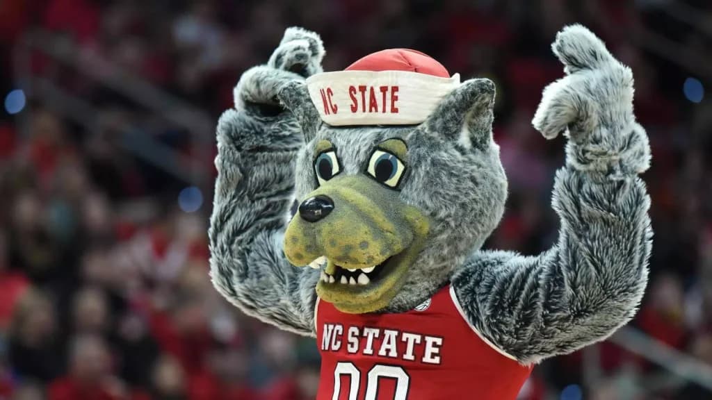 Kansas State Wildcats vs North Carolina State Wolfpack Picks: December 28 Kansas State vs N.C. State Preview, Betting Odds and NCAAF Picks