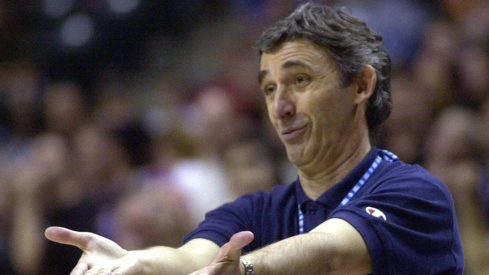 Trener Jugoslavije Svetislav Pešić dovodi u pitanje odluku sudije