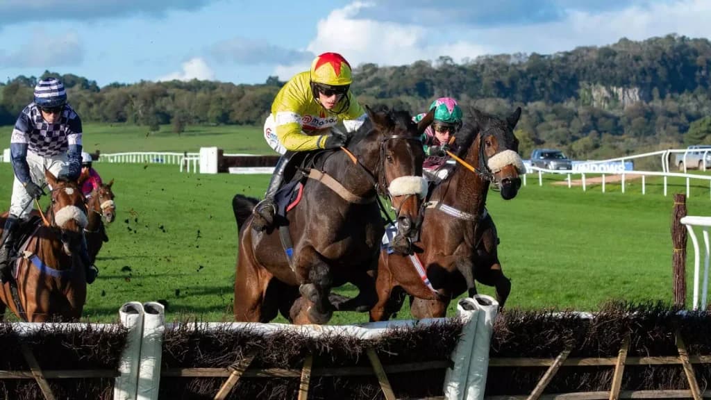 Tuesday’s Horse Racing Tips: Chepstow, October 31st