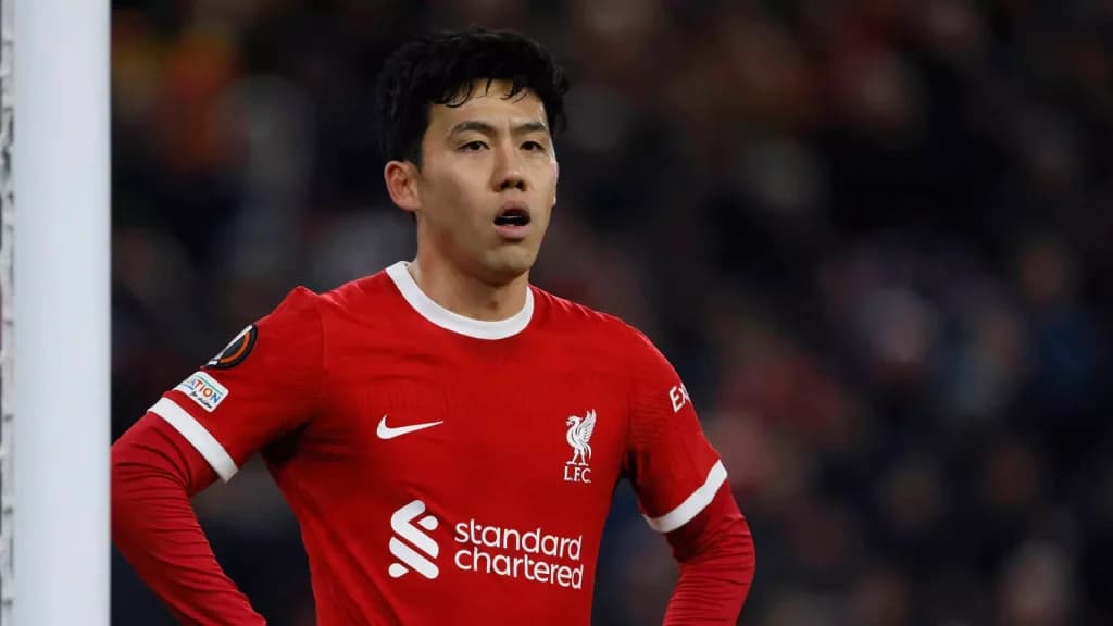 The Cards Column Tips: MD18 Player Cards, Team Bookings and Referee Data